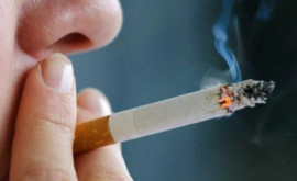 Scumpirea țigărilor amînată pentru trei luni