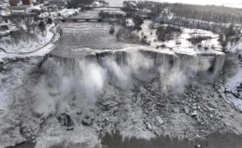 Впечатляющие фотографии замерзшего Ниагарского водопада