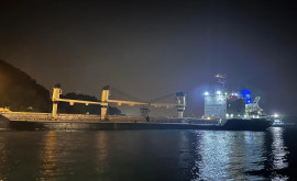 Движение по Босфору остановили изза севшего на мель судна из Украины