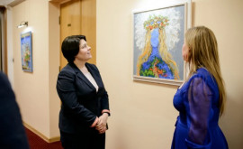 Expoziție de picturi pe holul Guvernului