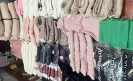 Un lot de haine nedeclarate descoperit întrun automobil la intrare în țară