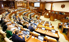 Deputații Partidului Șor boicotează ședința Parlamentului