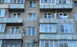 Responsabilitatea de a repara balcoanele comune îi revine gestionarului blocului