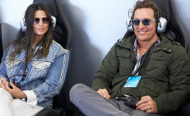 McConaughey și soția lui se aflau în avionul care a căzut în gol sute de metri întro zonă cu turbulențe 