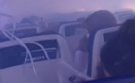 Panică la bordul unui avion după ce cabina sa umplut cu fum la scurt timp după decolare