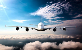 В США протестировали исторический рейс запустили самолет на водородном двигателе
