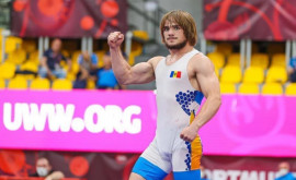 Молдавский борец Александрин Гуцу стал чемпионом Европы