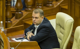 Александр Нестеровский сообщил что покидает фракцию ПСРМ