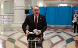 Alegeri în Kazahstan Nazarbayev a venit la secția de votare