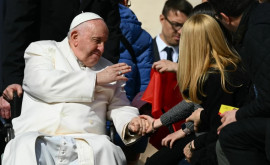 Papa de la Roma spitalizat de urgență