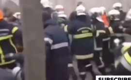 Во Франции отмечено столкновение полиции и пожарных