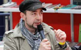 Vasile Ernu Este îngrijorătoare situația cînd ministerele încep să semene cu niște ONGuri