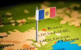 Экспремьер Молдова должна поддерживать гуманитарные отношения с Россией