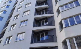 149 семей вложили десятки тысяч евро в новые квартиры но не могут заселиться