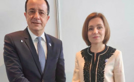 Санду обсудила с президентом Кипра возврат украденных у Молдовы активов 