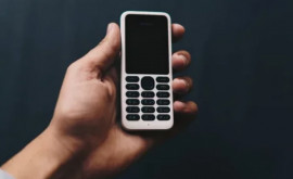 Telefoanele cu butoane sînt din nou actuale Patru motive pentru a alege un gadget din trecut