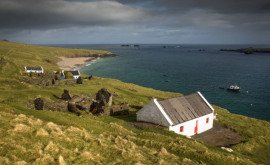 Insulele irlandeze care te plătesc cu 80000 de euro ca să te muți acolo