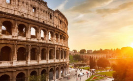 A fost găsit făptașul Cine este turistul care șia scris numele pe zidul Colosseumului
