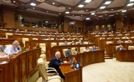 Deputații au votat proiectul de lege pentru interpretarea unor articole din Legea privind activitatea băncilor 