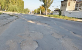 Почти половина улиц Кишинева разбита изза отсутствия денег их будут только латать