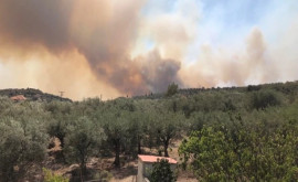 Din cauza incendiilor un depozit de muniții a sărit în aer în Grecia
