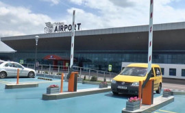 Новые тарифы на парковку в аэропорту не решили проблем молдавских водителей