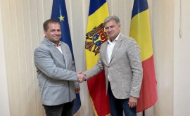 Ambasadorul Republicii Moldova în România a avut o întrevedere cu directorul executiv VioricaCosmetic România