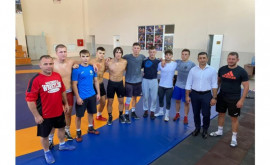  На молодежном чемпионате мира по борьбе Молдову представят 19 спортсменов