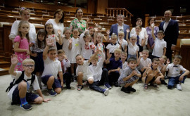 Дети из Молдовы и Украины приняли участие в мастерклассе по рисованию
