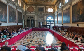 O delegație a Comisiei de la Veneția se află la Chișinău
