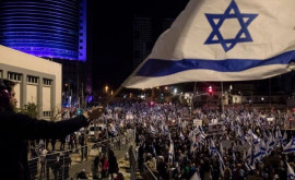 Tel Aviv din nou învăluit de proteste