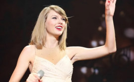 Taylor Swift schimbă regulile jocului în industria muzicală 