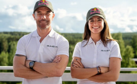 Piloții de Raliuri echipei Dacia vor fi șoferul spaniol de raliuri Cristina Gutierrez Herrero si pilotul francez de raliuri Sébastien Loeb