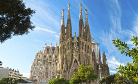 La 140 de ani de la începerea lucrărilor celebra catedrală Sagrada Familia este aproape terminată