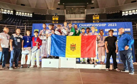 Сборная по борьбе привезла с чемпионата Европы 16 медалей 