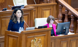 Parlamentul a numit trei membri în Comisia de evaluare externă a procurorilor