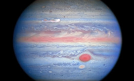 Telescopul James Webb a descoperit pe Jupiter o caracteristică necunoscută anterior