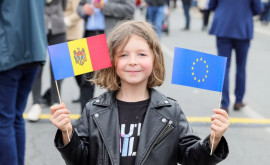 Срочная новость Еврокомиссия рекомендует начать переговоры о вступлении Республики Молдова в ЕС