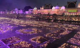 Peste 22 milioane de lămpi au fost aprinse întrun oraș din India cu ocazia sărbătorii Diwali