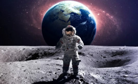 Россия заявила что планирует отправить космонавтов на Луну
