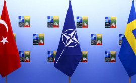 Comisia de afaceri externe a parlamentului turc amînă ratificarea aderării Suediei la NATO