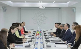 Moldova va implementa modelul azer al centrelor de servicii sociale