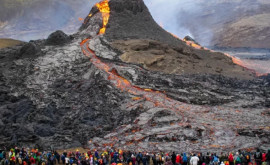 Islanda intenţionează să stropească cu apă lava vulcanică în cazul unei erupţii