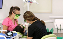 Consultații stomatologice gratuite pentru copiii din două raioane