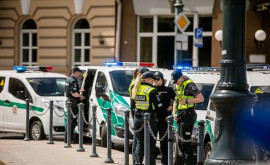 Școlile din Lituania primesc mai multe amenințări cu bombă
