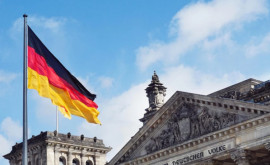 Оппозиция в Германии выдвигает вотум недоверия правящей коалиции