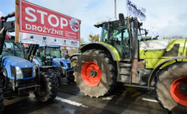 Польские фермеры возобновили блокаду пункта пропуска на границе с Украиной 