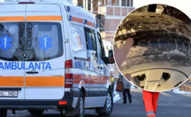 O ambulanță cu anvelopele uzate surprinsă la chemare Reacția CNAMUP