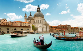 Венеция вводит новые сборы для туристов