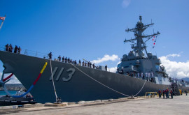 Американский эсминец насторожил Китай